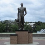 THE SPARTAN WALK & SPARTAN STATUE