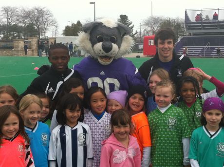 Willie_withKids_triblocal
